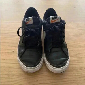 Nike Court Legacy Big Kids' Shoes 7Y